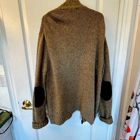 Men’s Gap full zip cardigan with elbow patches, size XL. Cotton blend. - Picture 2 of 5